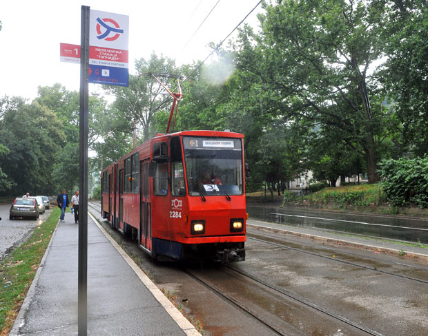 До топчидерског воза само тројком
